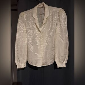 Vintage Christina’s Elegant Cream Floral Blouse